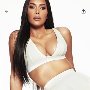 SKIMS Cotton Rib Plunge Bralette